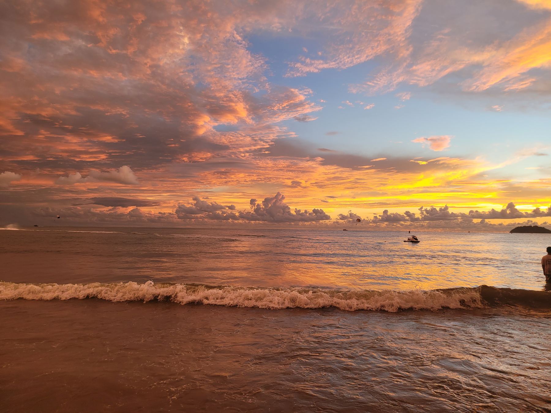 Pantai Tanjung Aru — foto 11